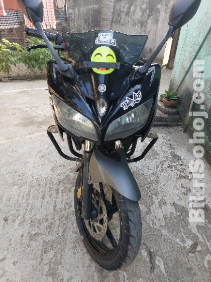 Yamaha Fazer v2